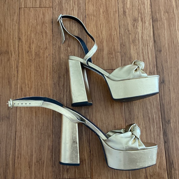 ASOS Knotted Gold Platform Sandal - Picture 7 of 8